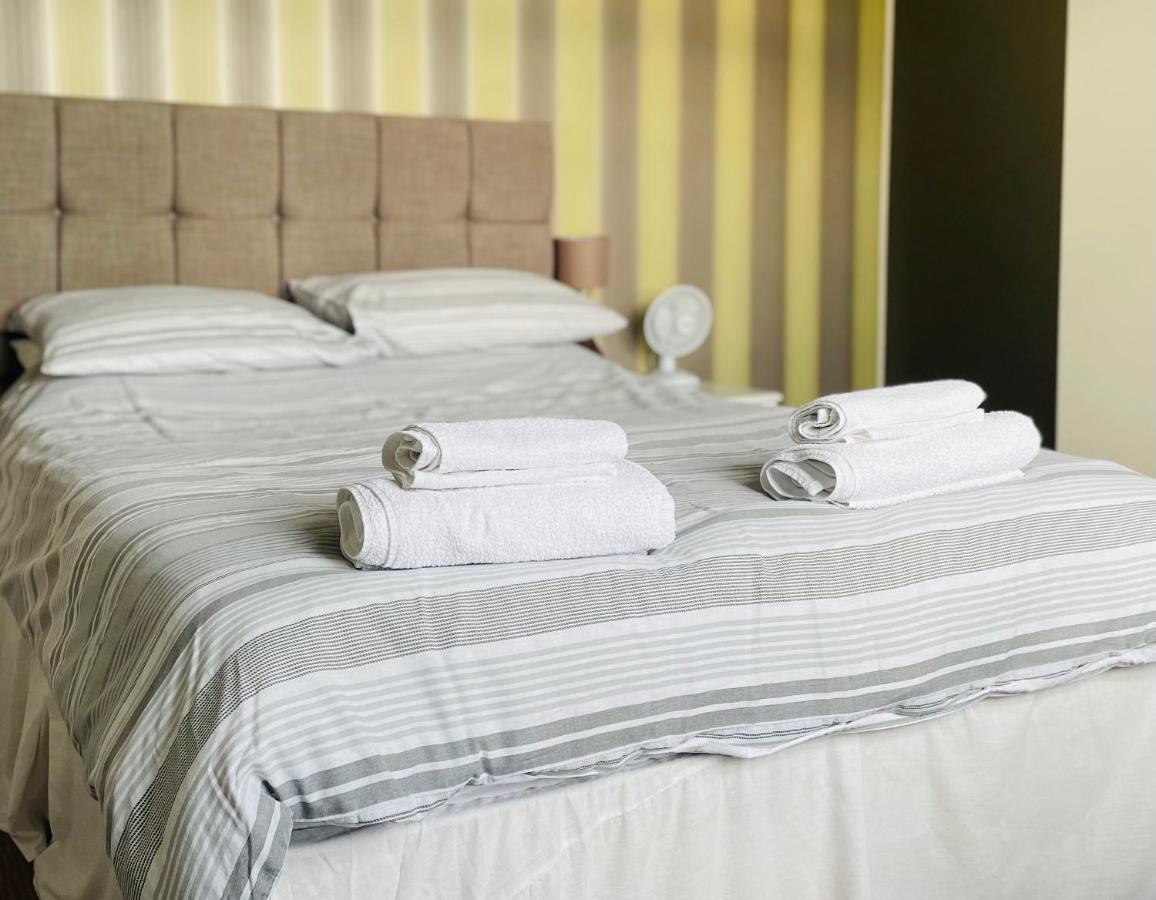 The Stag Hotell Northwood  Eksteriør bilde