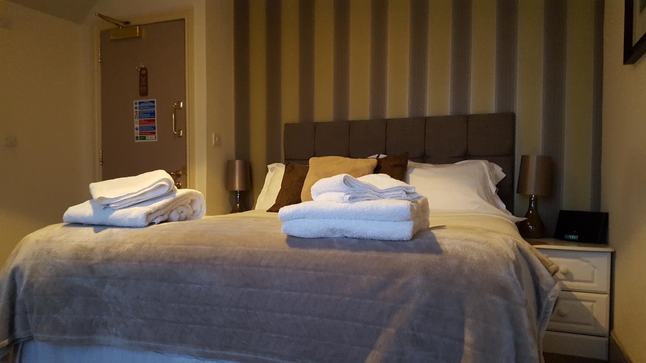 The Stag Hotell Northwood  Eksteriør bilde