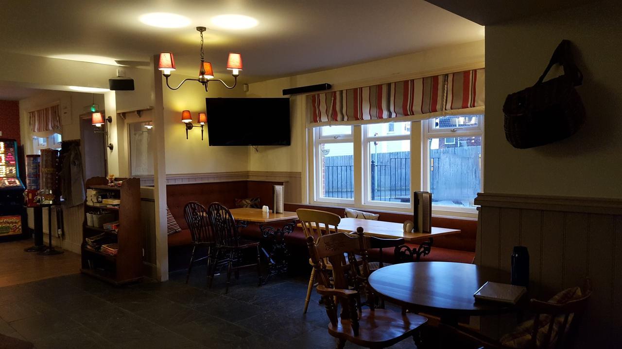 The Stag Hotell Northwood  Eksteriør bilde